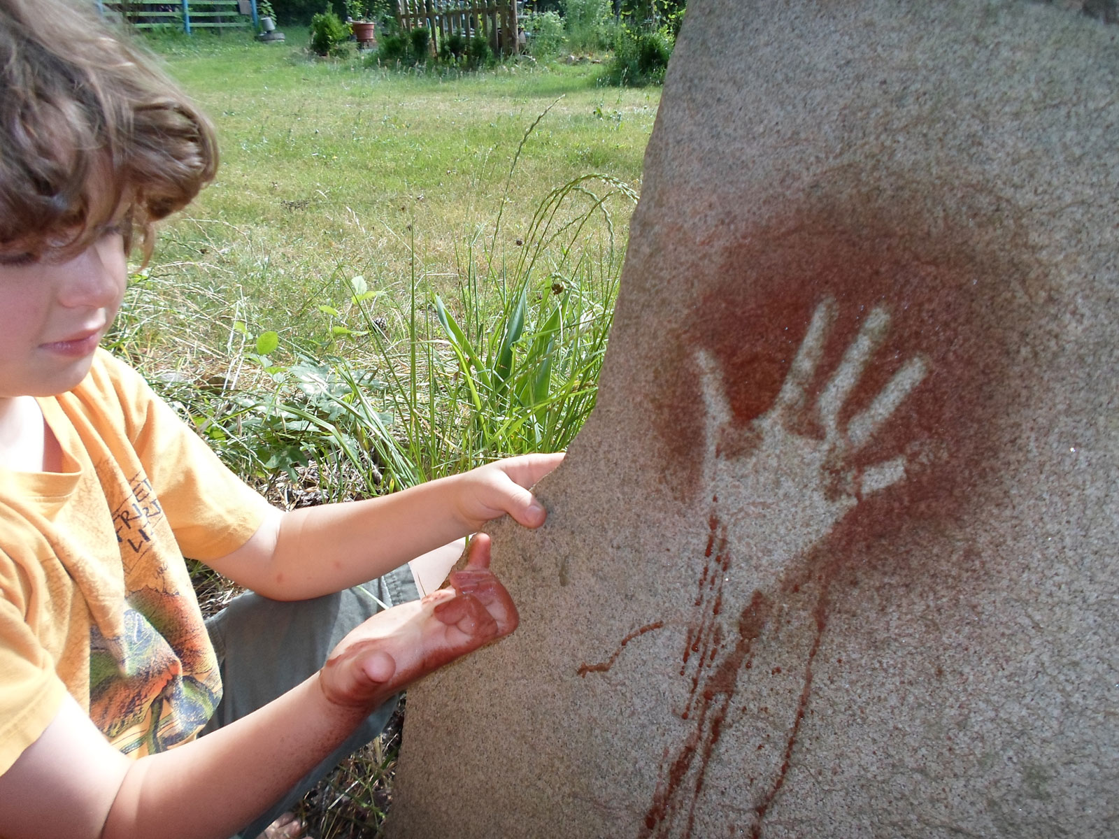 Local-Color-9)-Handprint-image